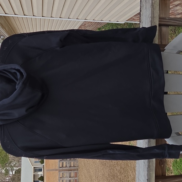 Women's Under Armour Black Fitted Jacket With Mesh Sleeves Size M - Picture 5 of 13